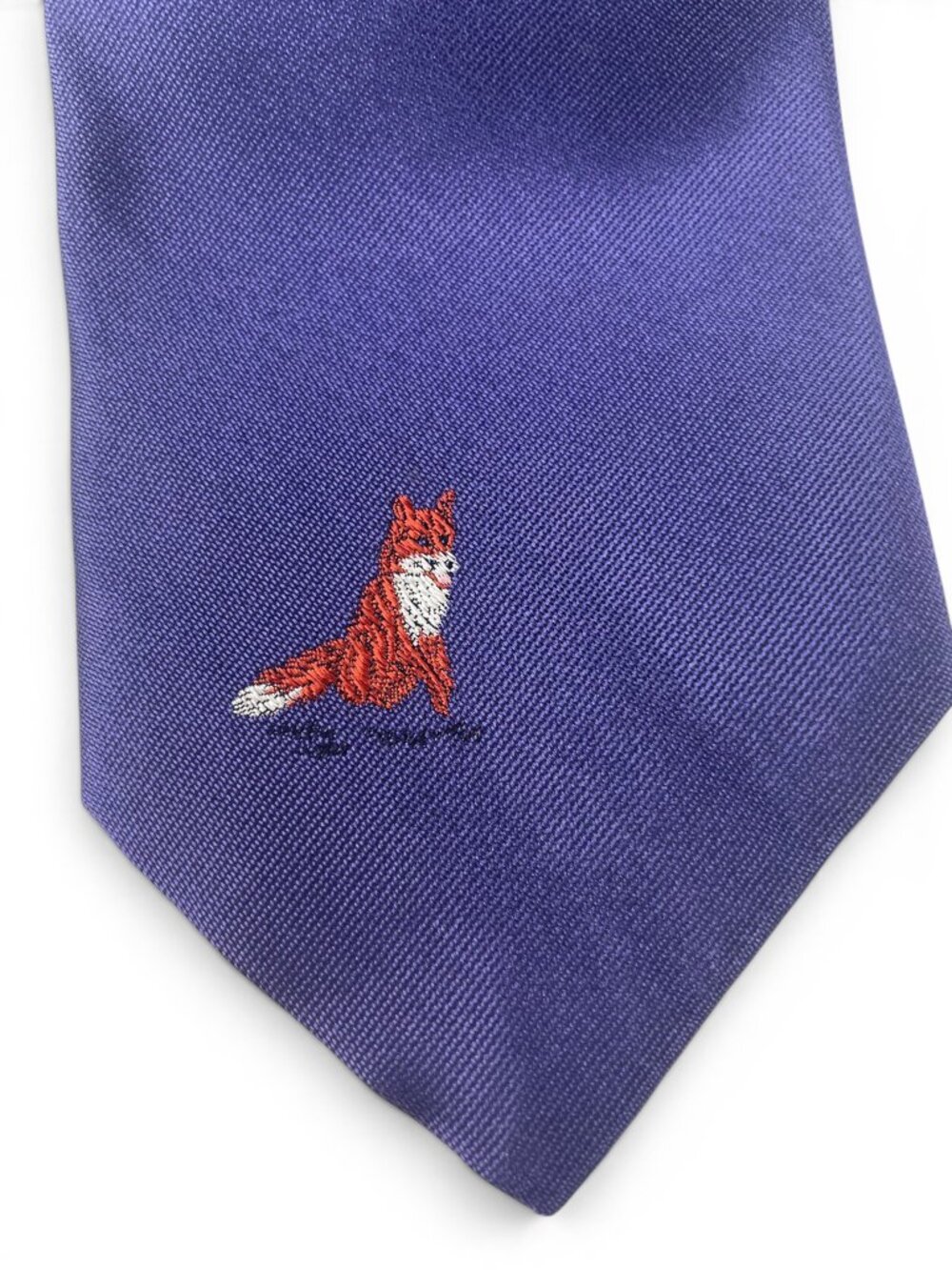 Perry Ellis Vintage Handmade Embroidered Silk Fox Hunt Tie - Picture 3 of 8